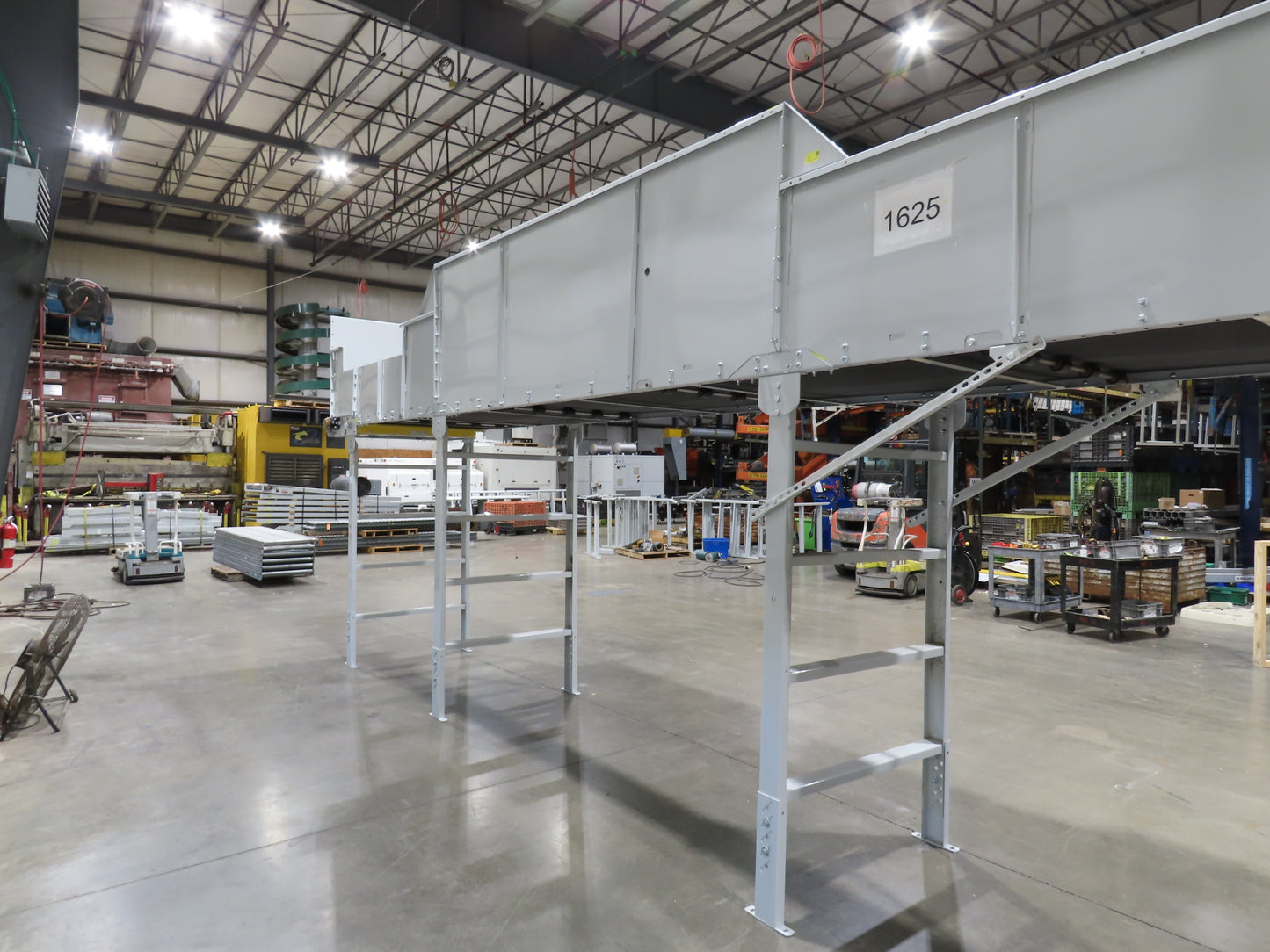 Hytrol BPC 43"x 35' Slider Bed Conveyor 41" Belt 5Hp 3PH Center Drive 180fpm