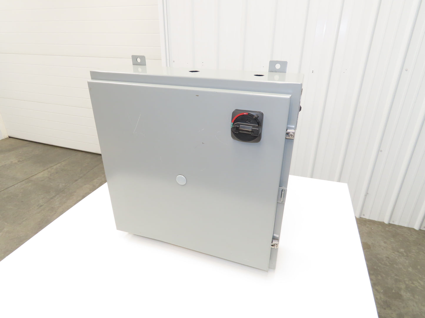 Saginaw SCE-24H2406LP Electrical Enclosure Cabinet 24"x24"x6" Backplate