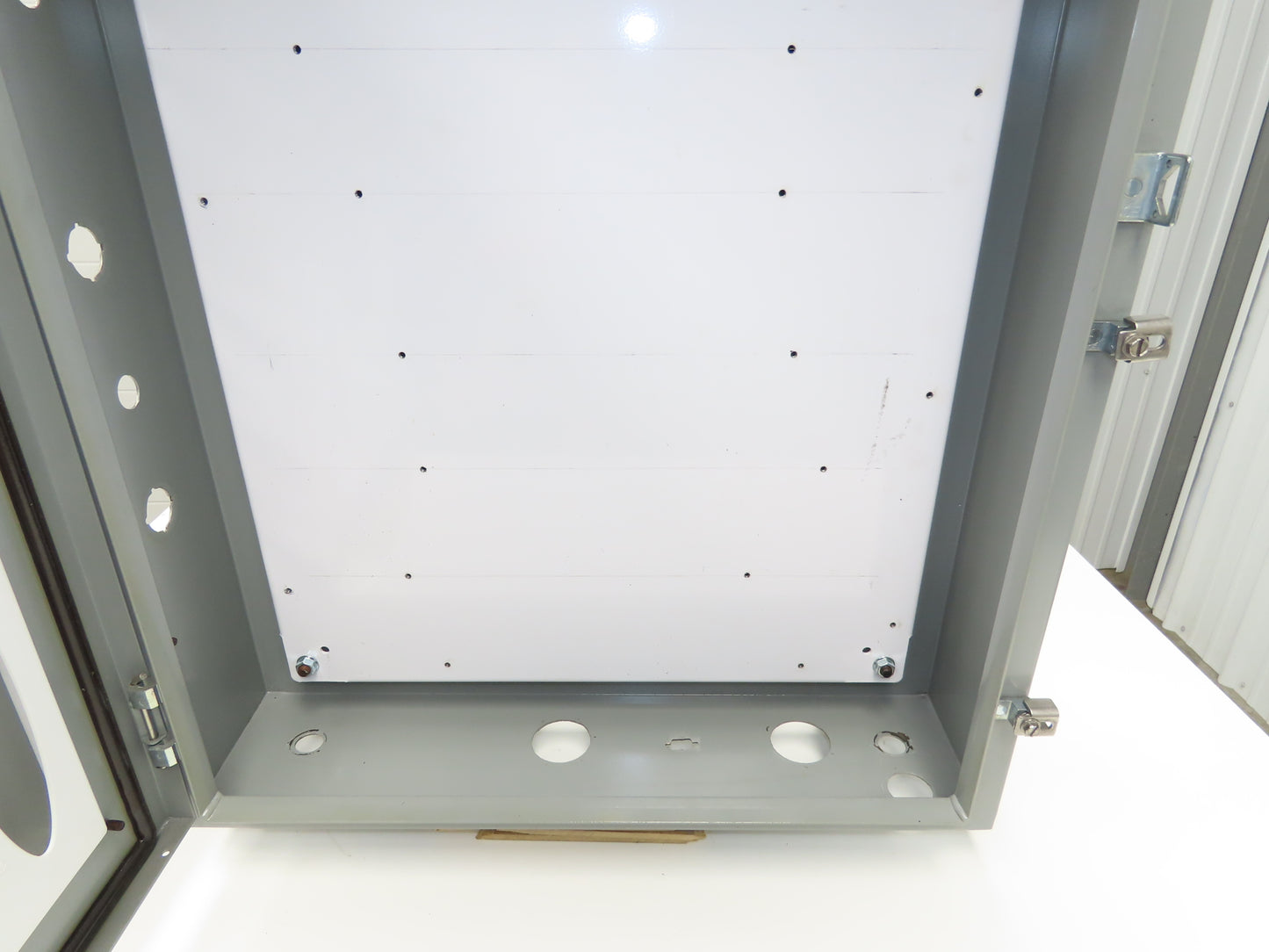 Saginaw SCE-30H2406LP Electrical Enclosure Cabinet 30x24x6" Backplate Knockouts