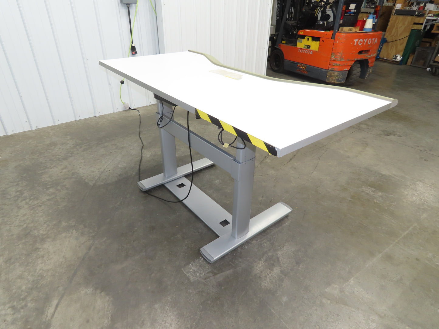 Steelcase Details Fitwork Desk Walkstation Linak 120V Linear Actuator 27-51"