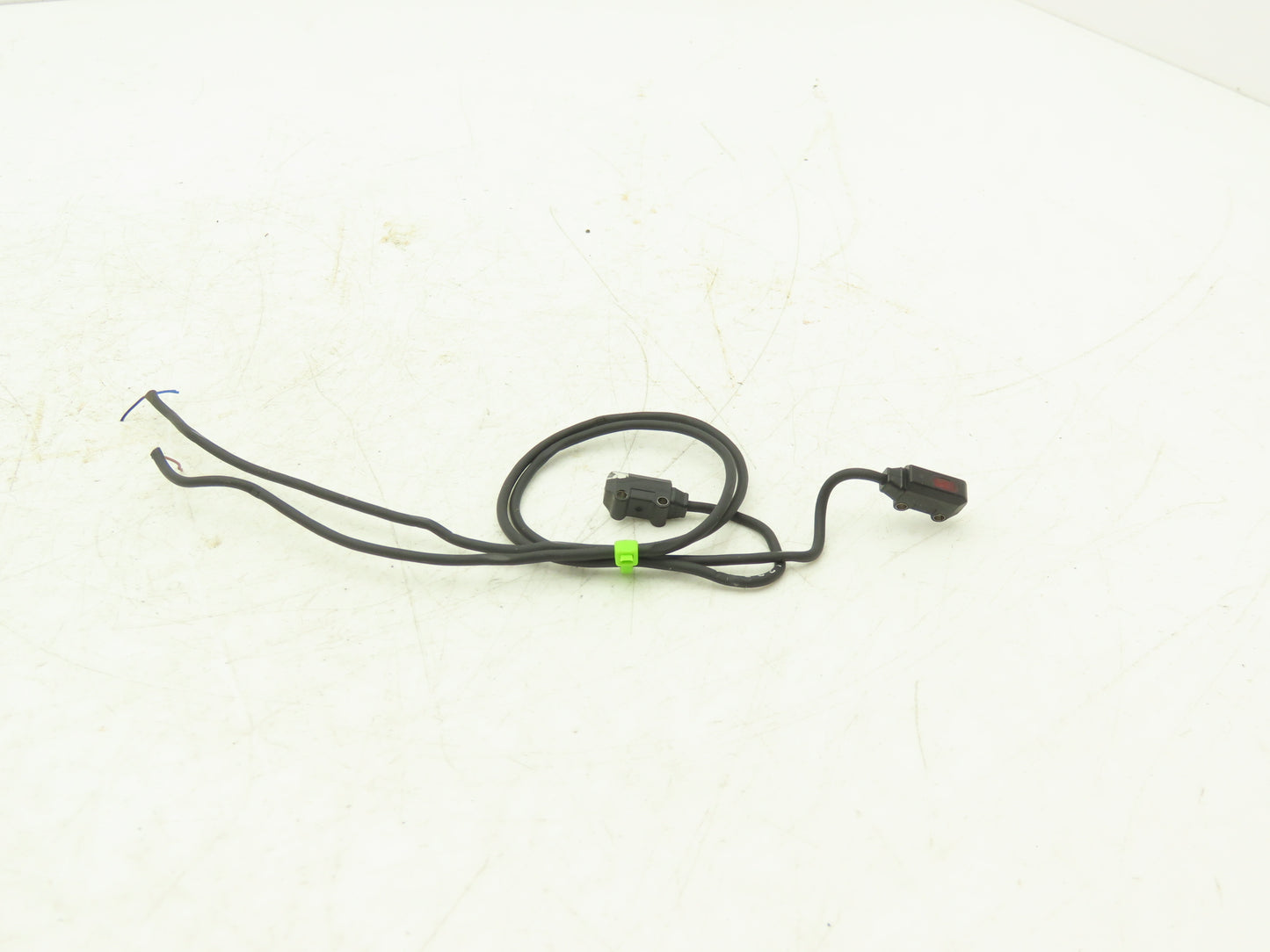 Omron E3T-ST12 Ultracompact Photoelectric Sensor Amplifier Through-Beam 1m NPN