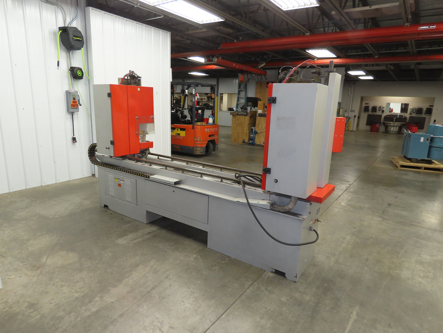 Wegoma SL2 Dual Head Plastic Welding Machine Sash Window Welder 90° 480V 3Ph