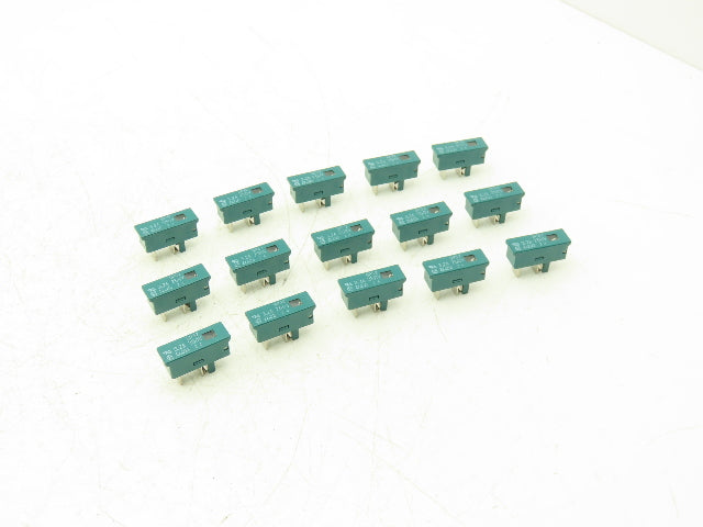 Daito GP32 Alarm Indicating Fuse Green Cartridge 3.2A 250V Lot of 15