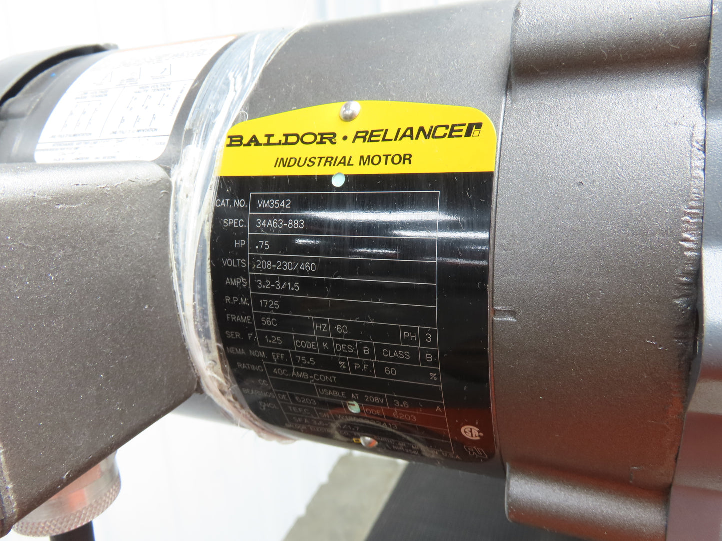 Roach 34"x 8' Slider Bed Grip Top Belt Conveyor .75Hp 3PH End Drive 40fpm