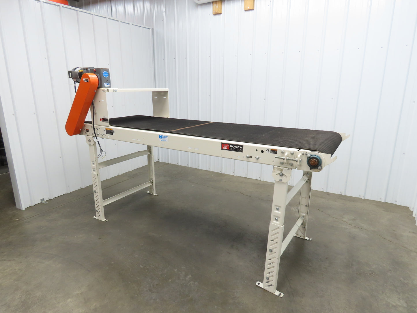 Roach 34"x 8' Slider Bed Grip Top Belt Conveyor .75Hp 3PH End Drive 40fpm