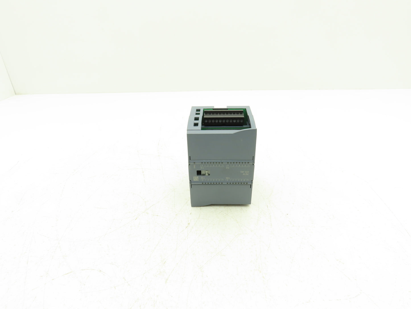 Siemens 6ES7 223-1BL32-0XB0 S7-1200 Digital Input/Output Module