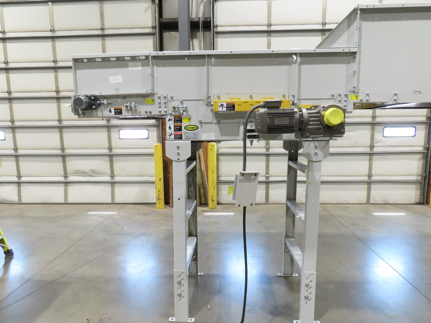 Hytrol HSS 31"x 18' Slider Bed Conveyor 30" Belt 2Hp 3PH Center Drive 114fpm