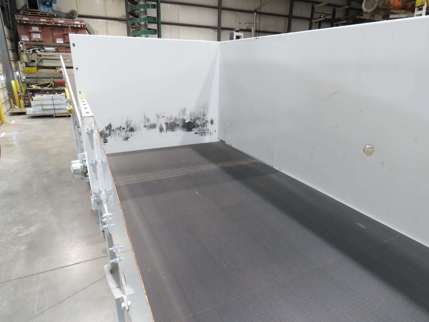 Hytrol HSS 31"x 18' Slider Bed Conveyor 30" Belt 2Hp 3PH Center Drive 114fpm