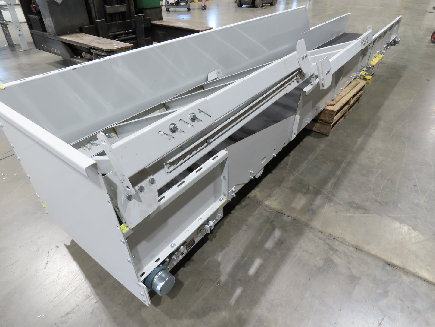 Hytrol HSS 31"x 18' Slider Bed Conveyor 30" Belt 2Hp 3PH Center Drive 114fpm