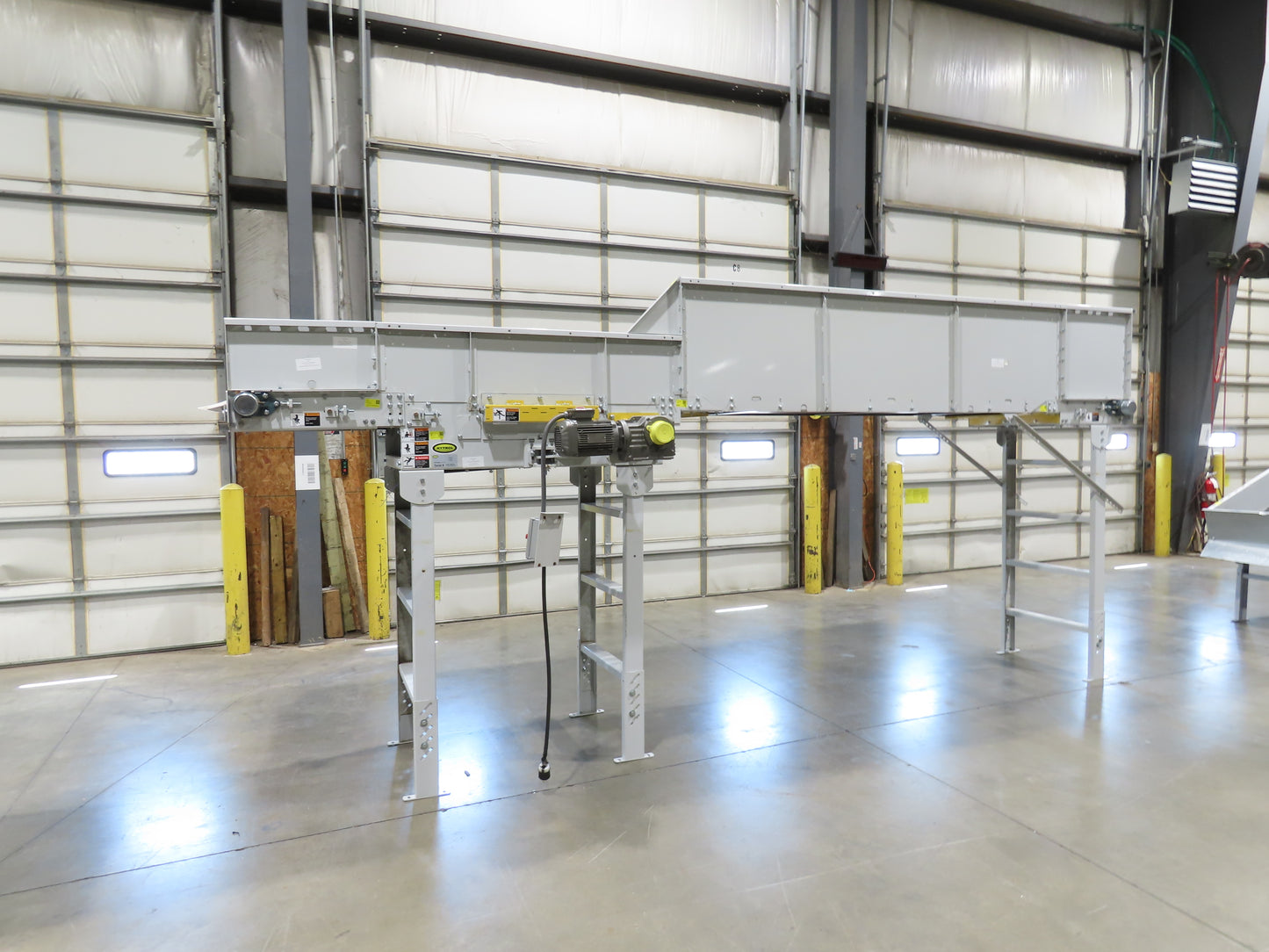 Hytrol HSS 31"x 18' Slider Bed Conveyor 30" Belt 2Hp 3PH Center Drive 114fpm