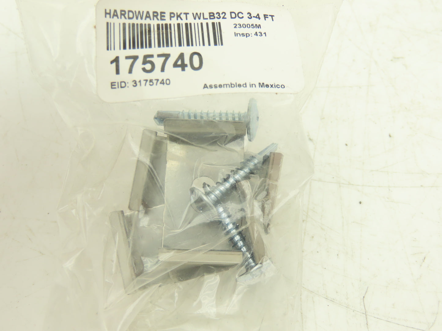 Banner WLB32C850PBQ WLB32 Work Light Bar Switched Hi/Low/Off 850mm 12-30VDC