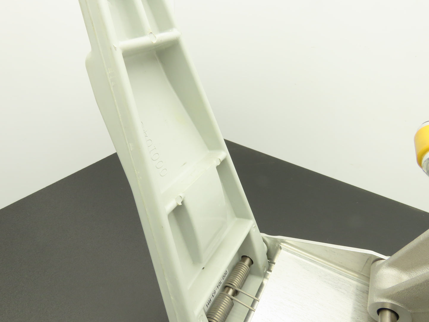 Mantissa 000-104-02-150 Sorter Conveyor Tilt Deck Tray Tipper Gray TM Assembly