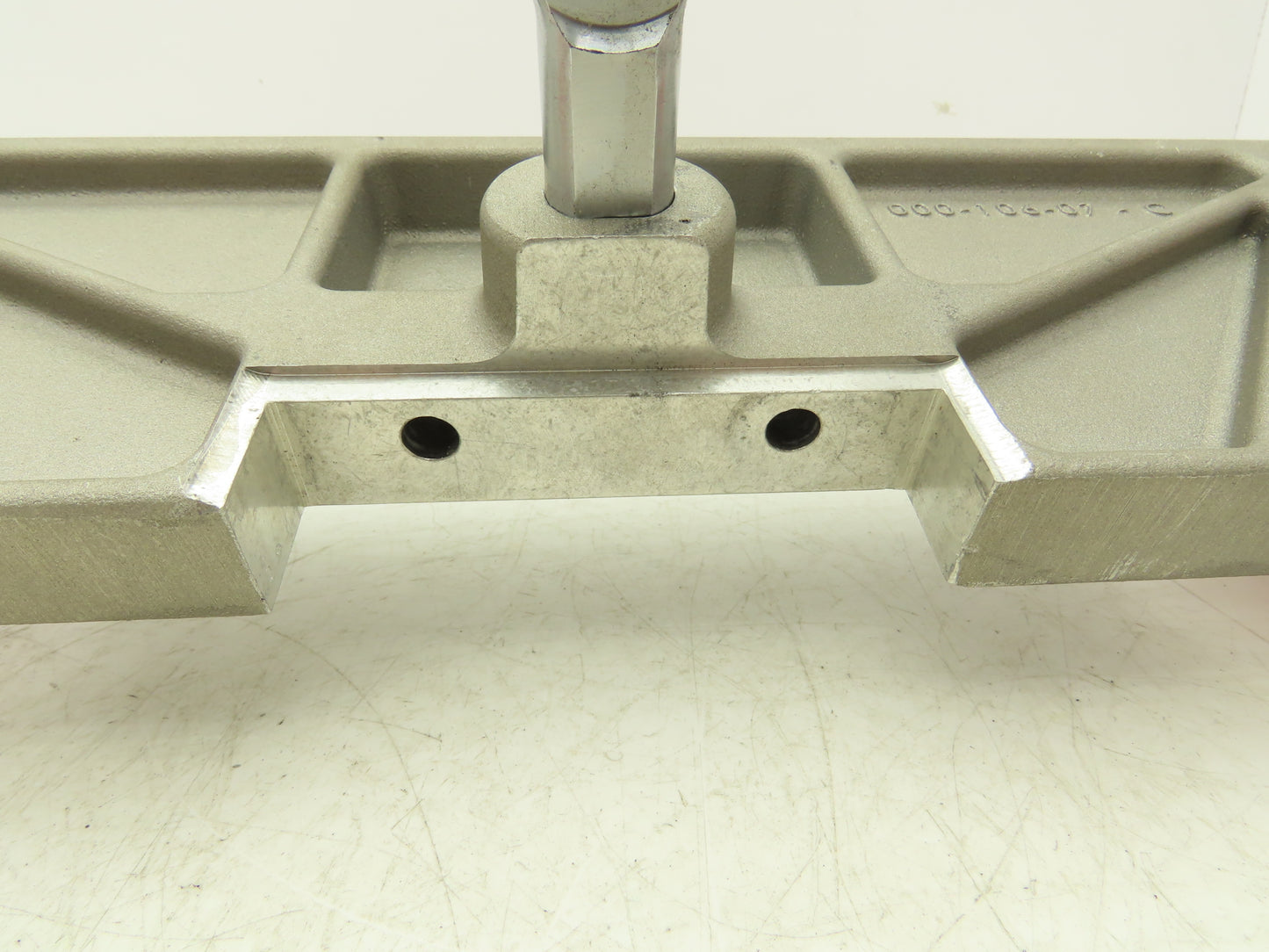 Mantissa Eurosort 000-106-06E Sorter Conveyor Carrier Axle Assembly