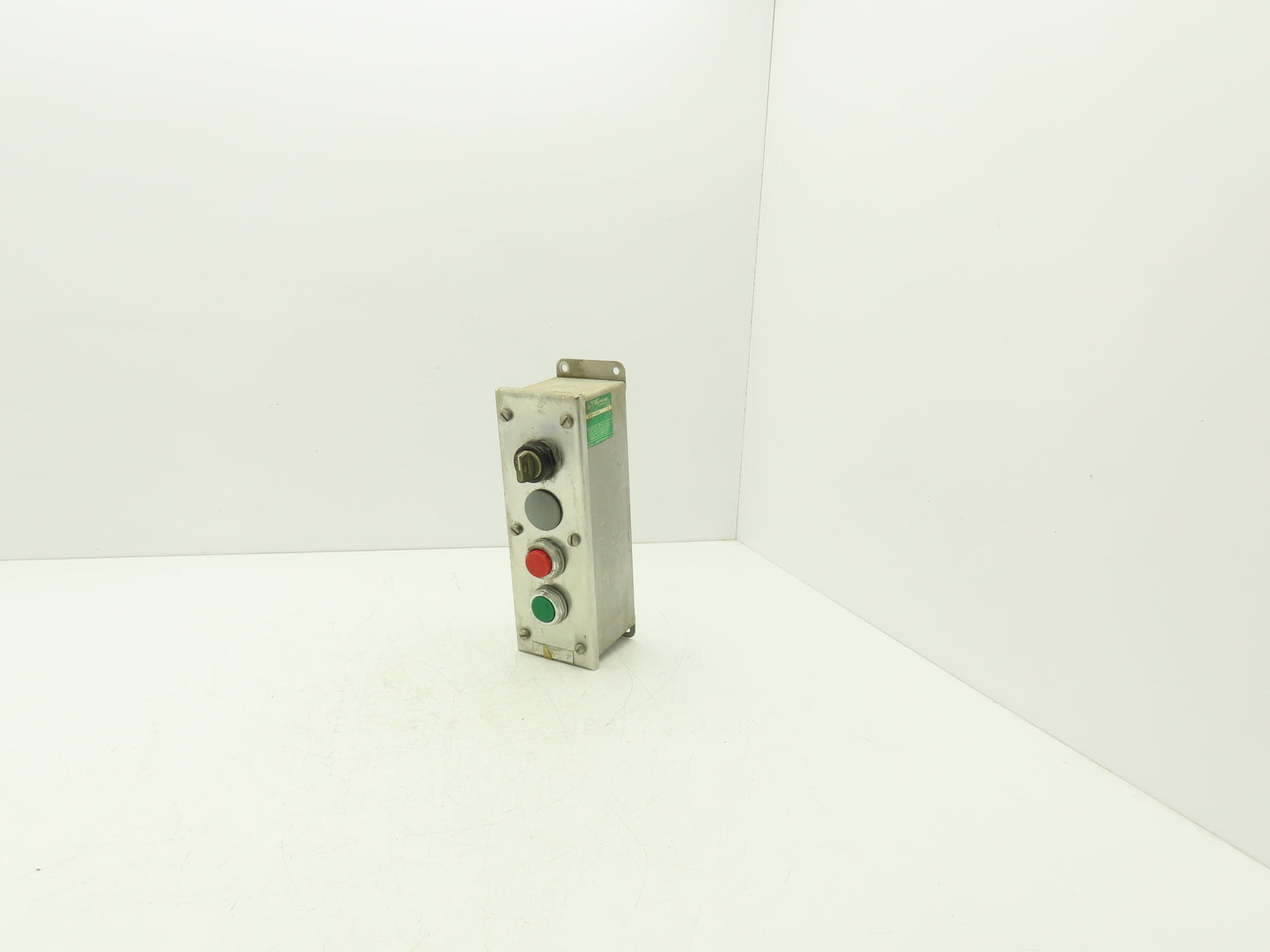 Allen Bradley 800R-4HZ4 Pushbutton 30mm Operator Control Station Enclosure SS
