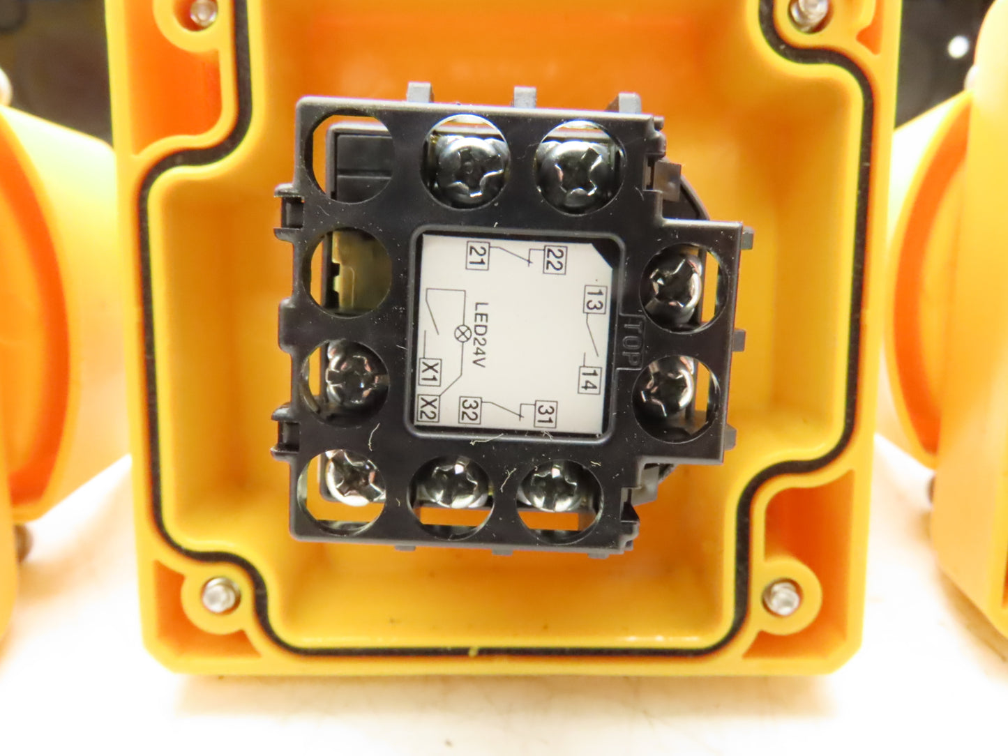 Idec XW1E-TV E-Stop Pushbutton Control Station FB Type 4x Enclosure  Lot of 3