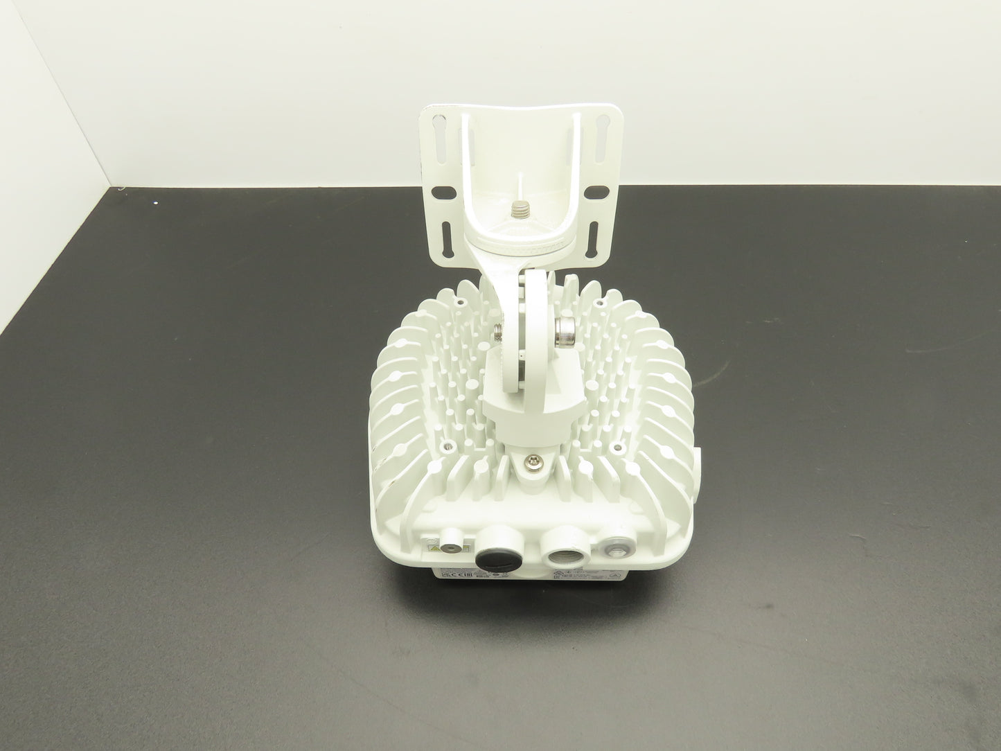 Aruba APEX0577 WiFi 6 Outdoor Wireless Access Point 802.11ax Weatherproof