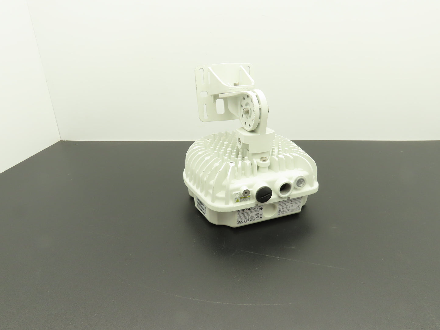 Aruba APEX0577 WiFi 6 Outdoor Wireless Access Point 802.11ax Weatherproof