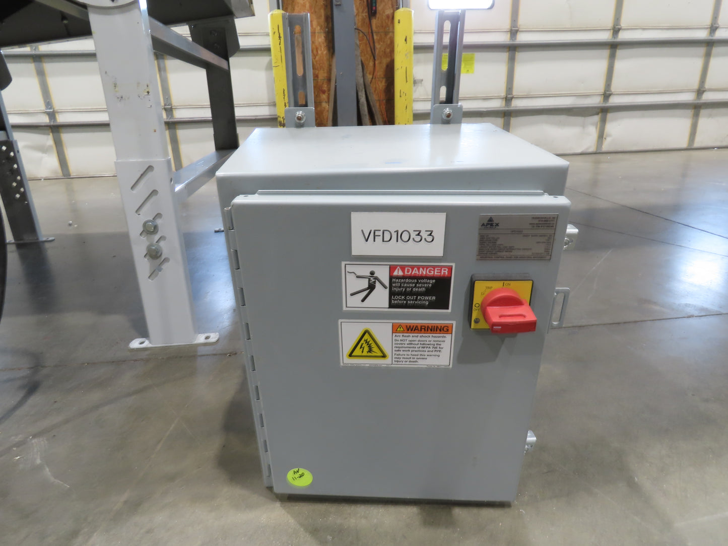 Hytrol BPC 49"x 54' Incline Belt Conveyor 7.5Hp 3PH Center Drive 170fpm 88-92"H