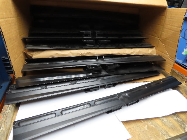 Ambaflex 24"W Spiralveyor Spiral Conveyor Belt Chain Snap On Slats  Lot of 32