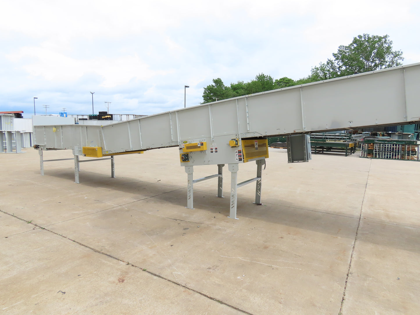 Hytrol BPC 49"x 56' Incline Belt Conveyor 7.5Hp 3PH Center Drive 170fpm 108"H