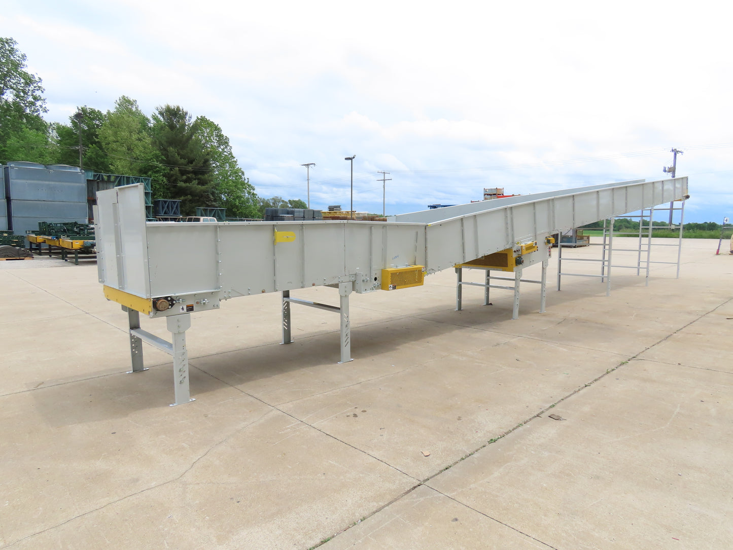 Hytrol BPC 49"x 56' Incline Belt Conveyor 7.5Hp 3PH Center Drive 170fpm 108"H