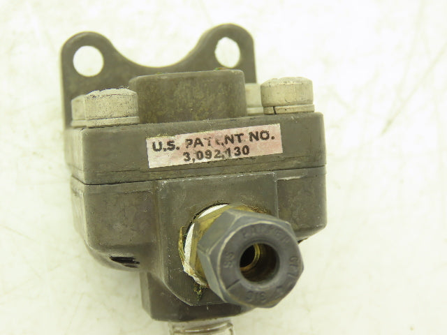 American Standard P54350-2 Pneumatic Shuttle Valve 200psi  1/4" Ports