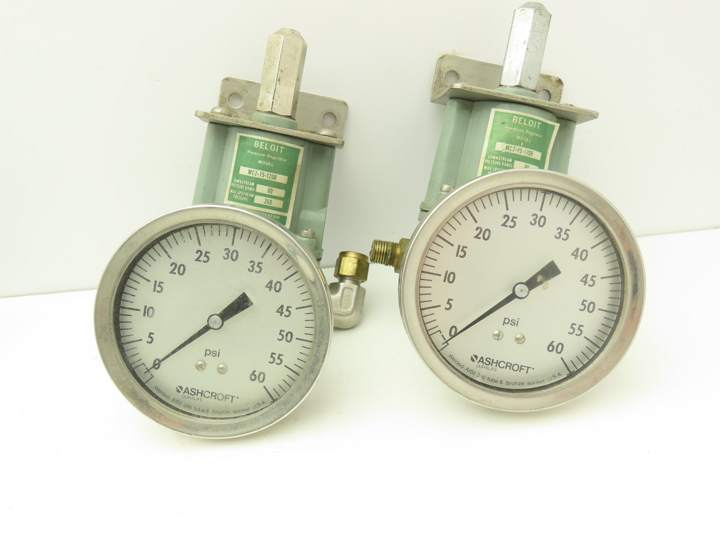 Beloit MC2-75-120B Pneumatic Air Regulator Valve W/Guage 60psi 3/8" NPT Lot Of 5