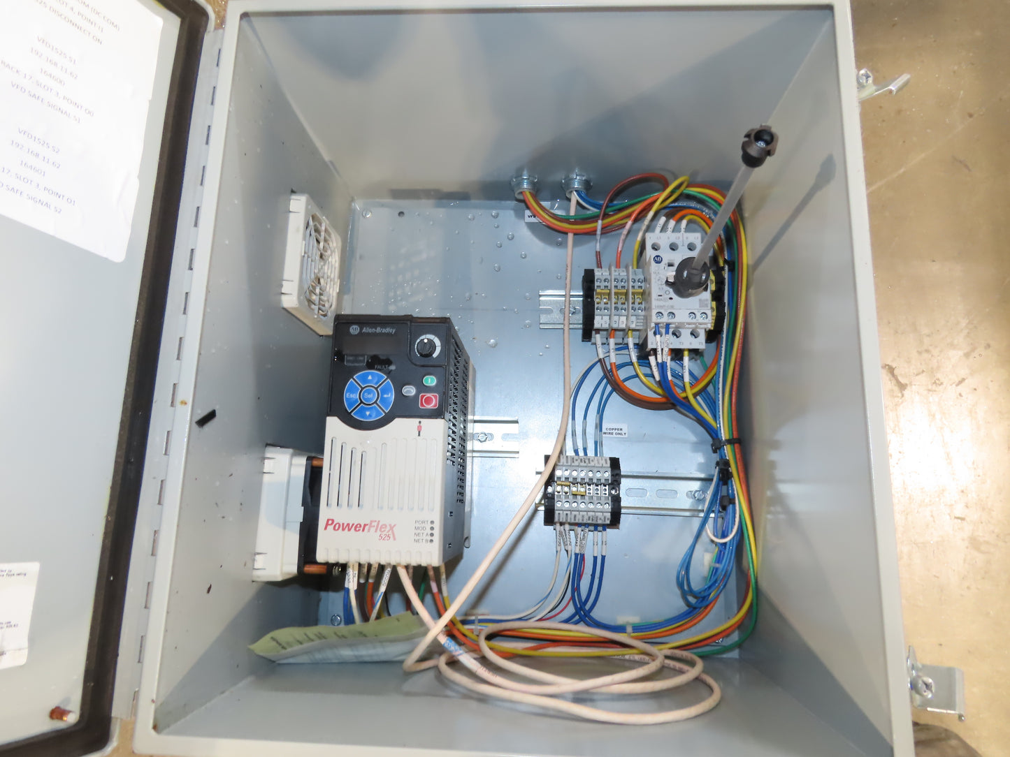 Hytrol BPC 43"x 15' Slider Bed Conveyor 41" Belt 3Hp 3PH Center Drive 160fpm