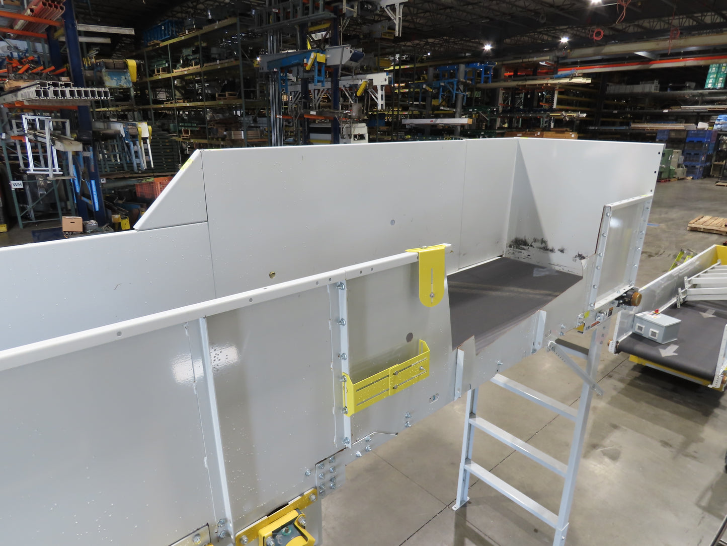 Hytrol HSS 37"x 15' Slider Bed Conveyor 35" Belt 3Hp 3PH Center Drive 120fpm