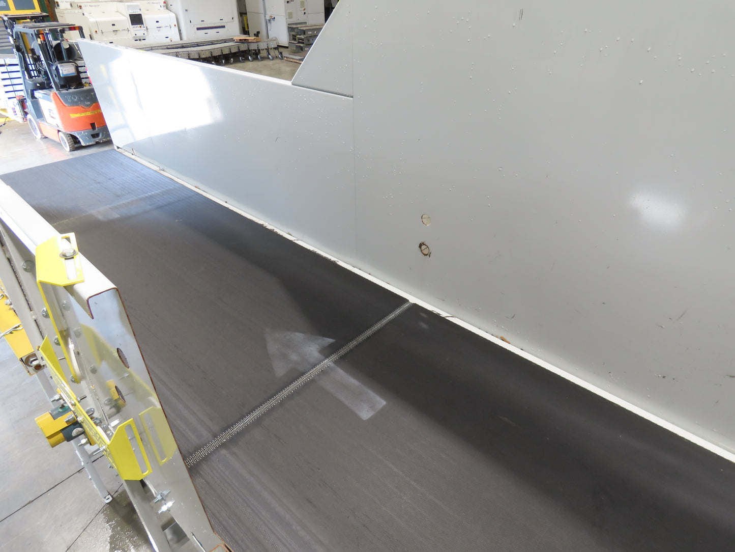 Hytrol HSS 37"x 15' Slider Bed Conveyor 35" Belt 3Hp 3PH Center Drive 120fpm