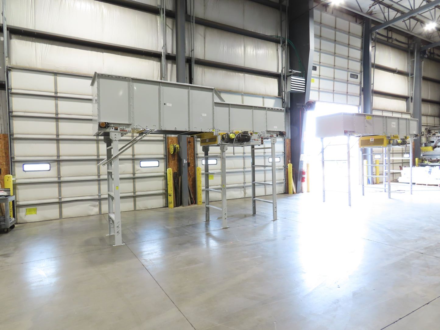 Hytrol HSS 37"x 15' Slider Bed Conveyor 35" Belt 3Hp 3PH Center Drive 120fpm