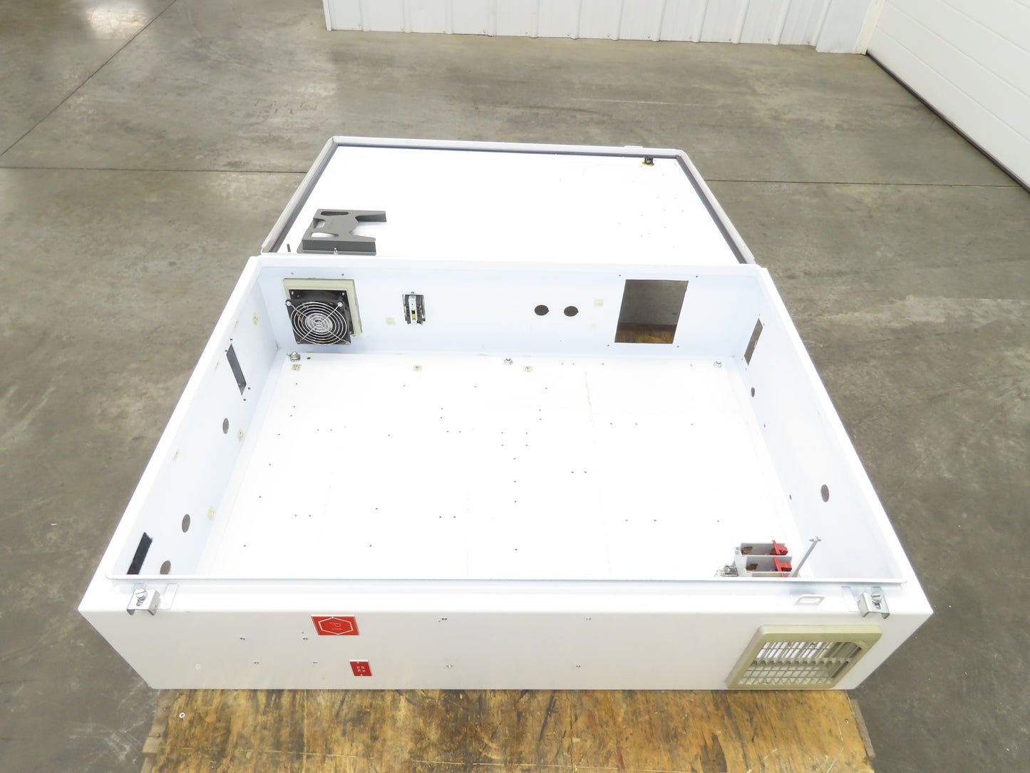 Hoffman A-423008LP Electrical Enclosure 42x30x10" 30A Disconnect Backpanel