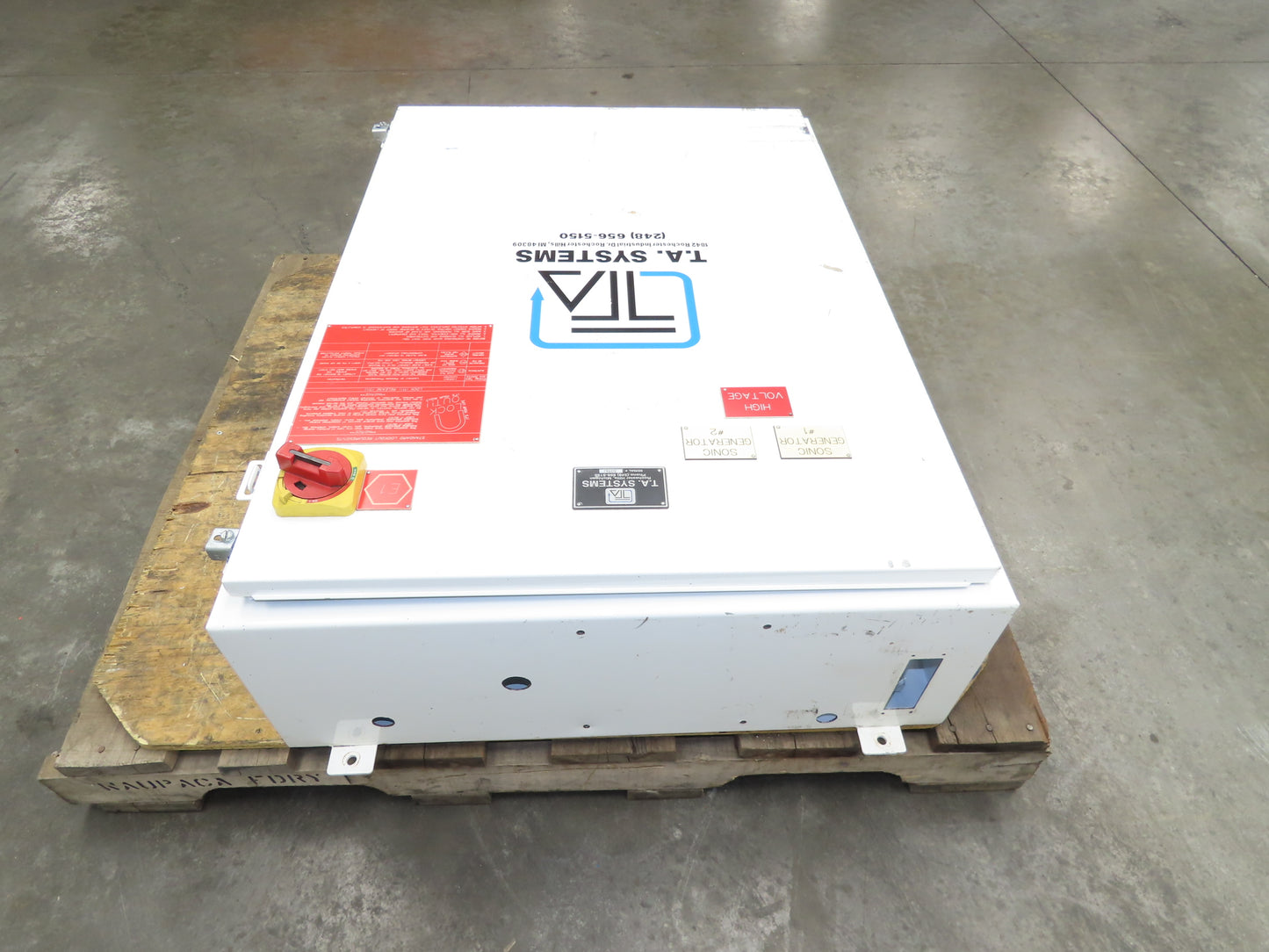 Hoffman A-423008LP Electrical Enclosure 42x30x10" 30A Disconnect Backpanel