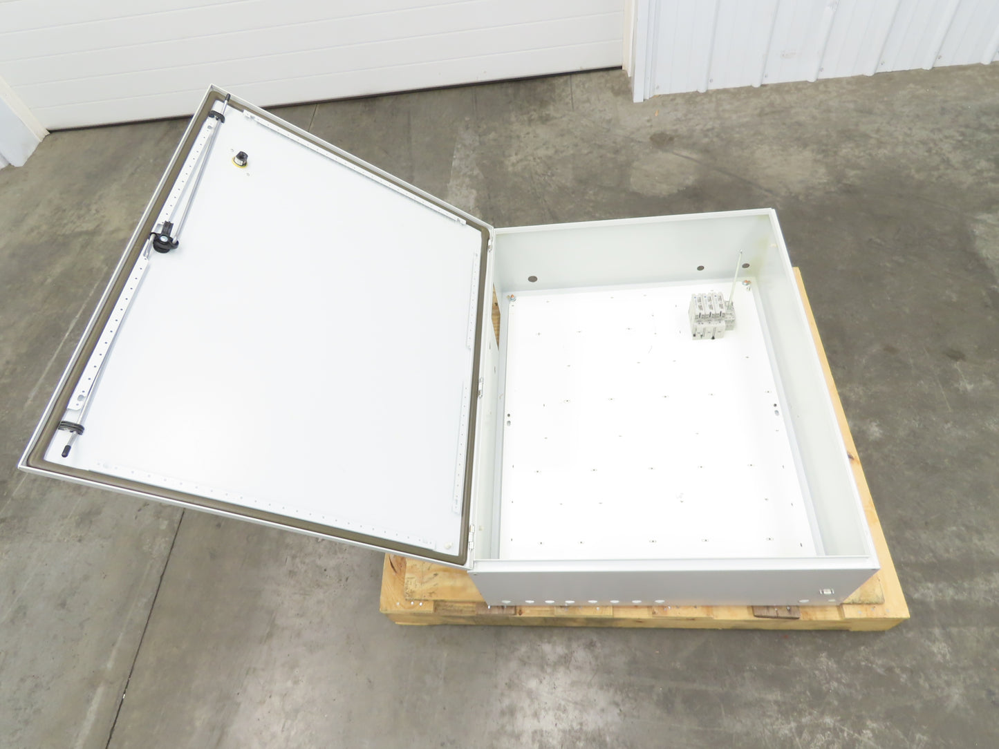 Schneider Electric A-868 Sarel Electrical Enclosure 1000x800x300mm NEMA 12