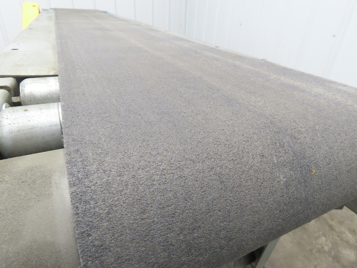17"W x 7' Slider Bed Conveyor 12"Belt .17Hp 115/230V 1PH End Drive 60fpm Adj Ht