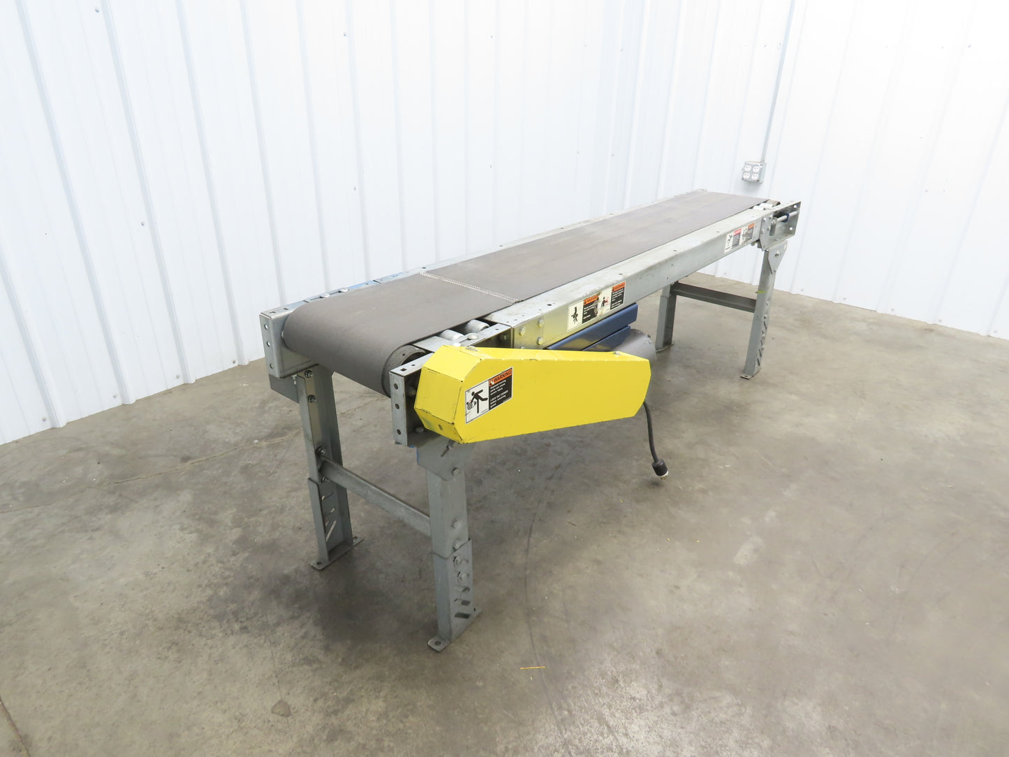 17"W x 7' Slider Bed Conveyor 12"Belt .17Hp 115/230V 1PH End Drive 60fpm Adj Ht