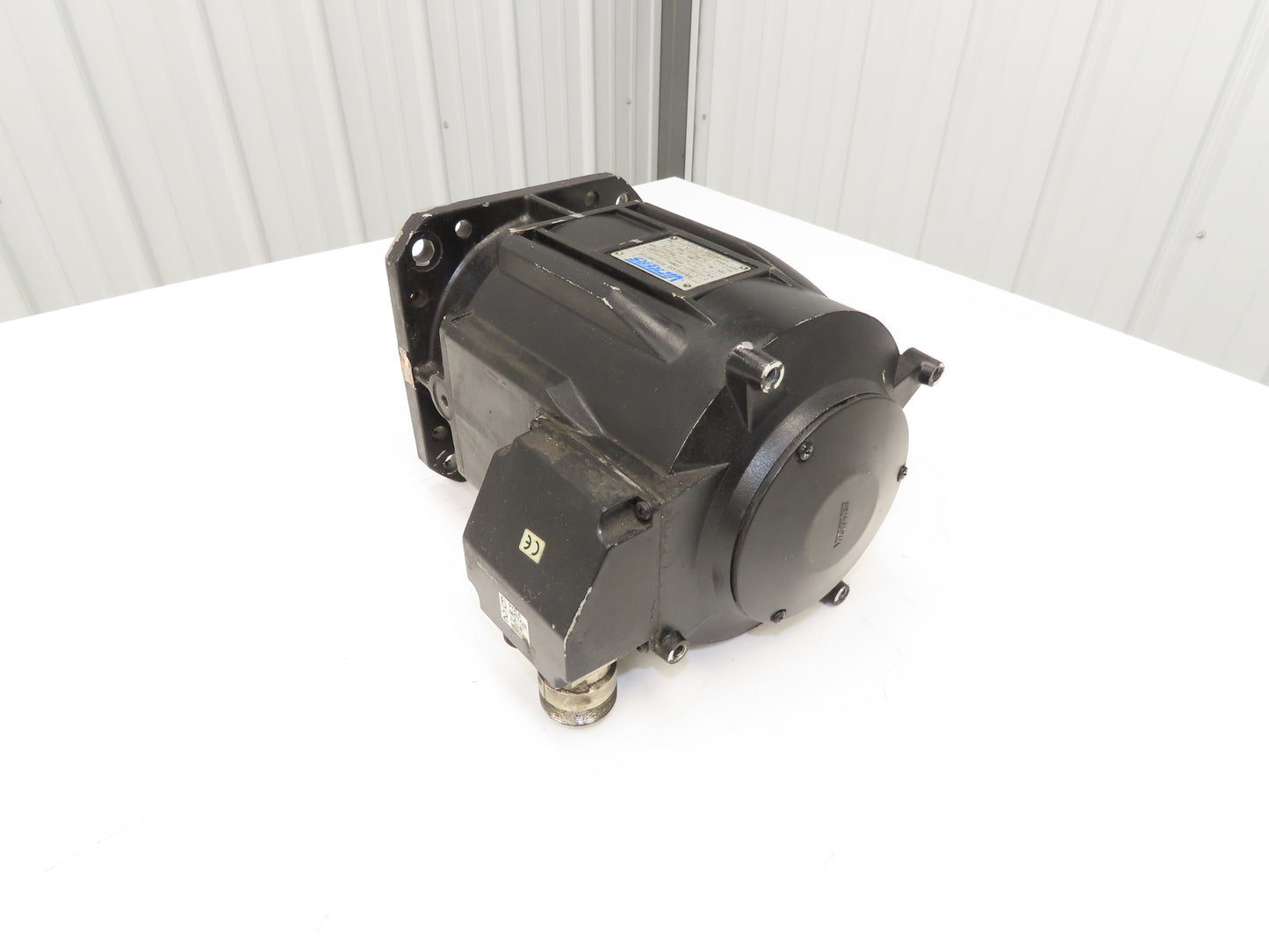 Vickers 81.6584.00 AC Servo Motor 2800RPM 180V W/24V Safety Brake