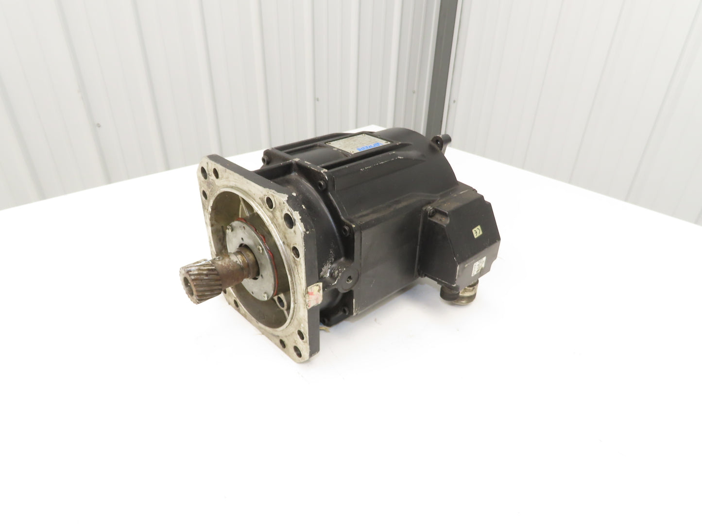 Vickers 81.6584.00 AC Servo Motor 2800RPM 180V W/24V Safety Brake