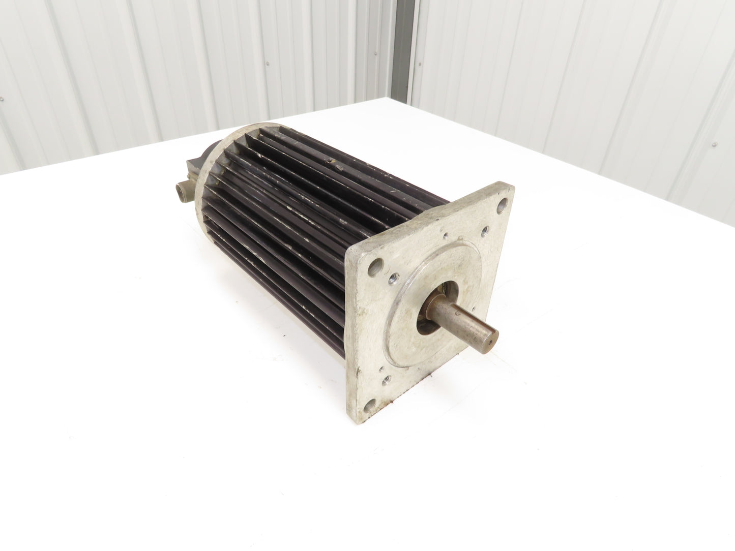 International Cybernetics 120-0021-004 AC Servo Motor