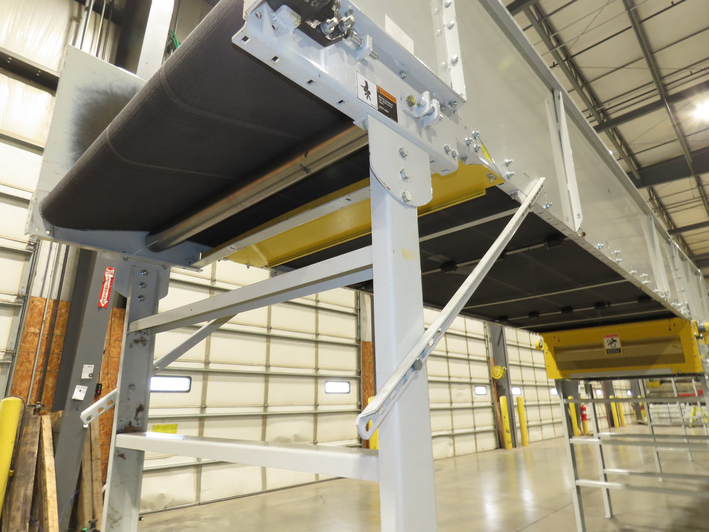 Hytrol BPC 49"x 63' 6" Slider Bed Conveyor 47"Belt 7.5Hp 3PH Center Drive 170fpm