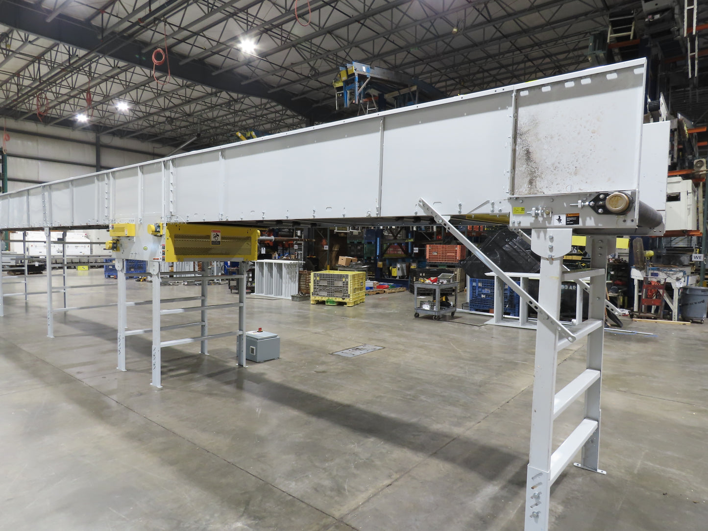 Hytrol BPC 49"x 63' 6" Slider Bed Conveyor 47"Belt 7.5Hp 3PH Center Drive 170fpm