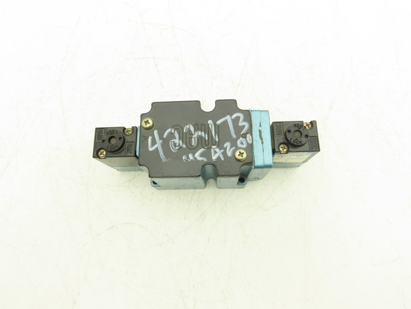 Mac 6331D-000-PM-111DA Solenoid Valve 120VAC 60Hz 25-150 psi