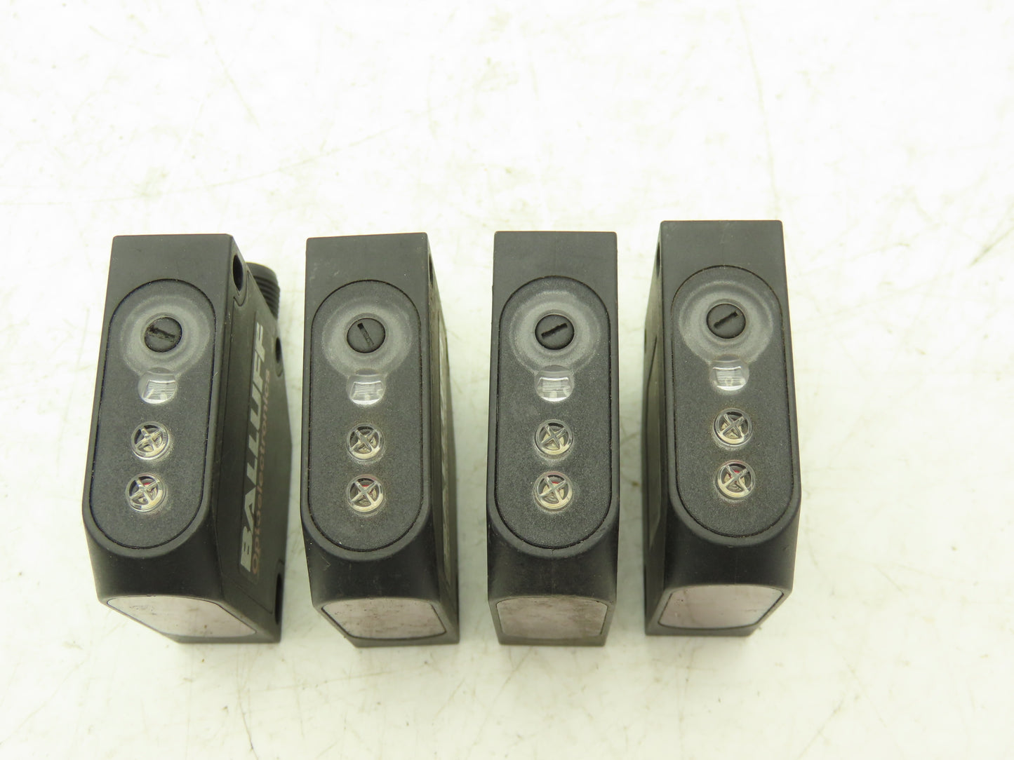 Balluff BOS26KPA1HCS4C Photoelectric Proximity Sensor 	30-300mm Range Lot of 4