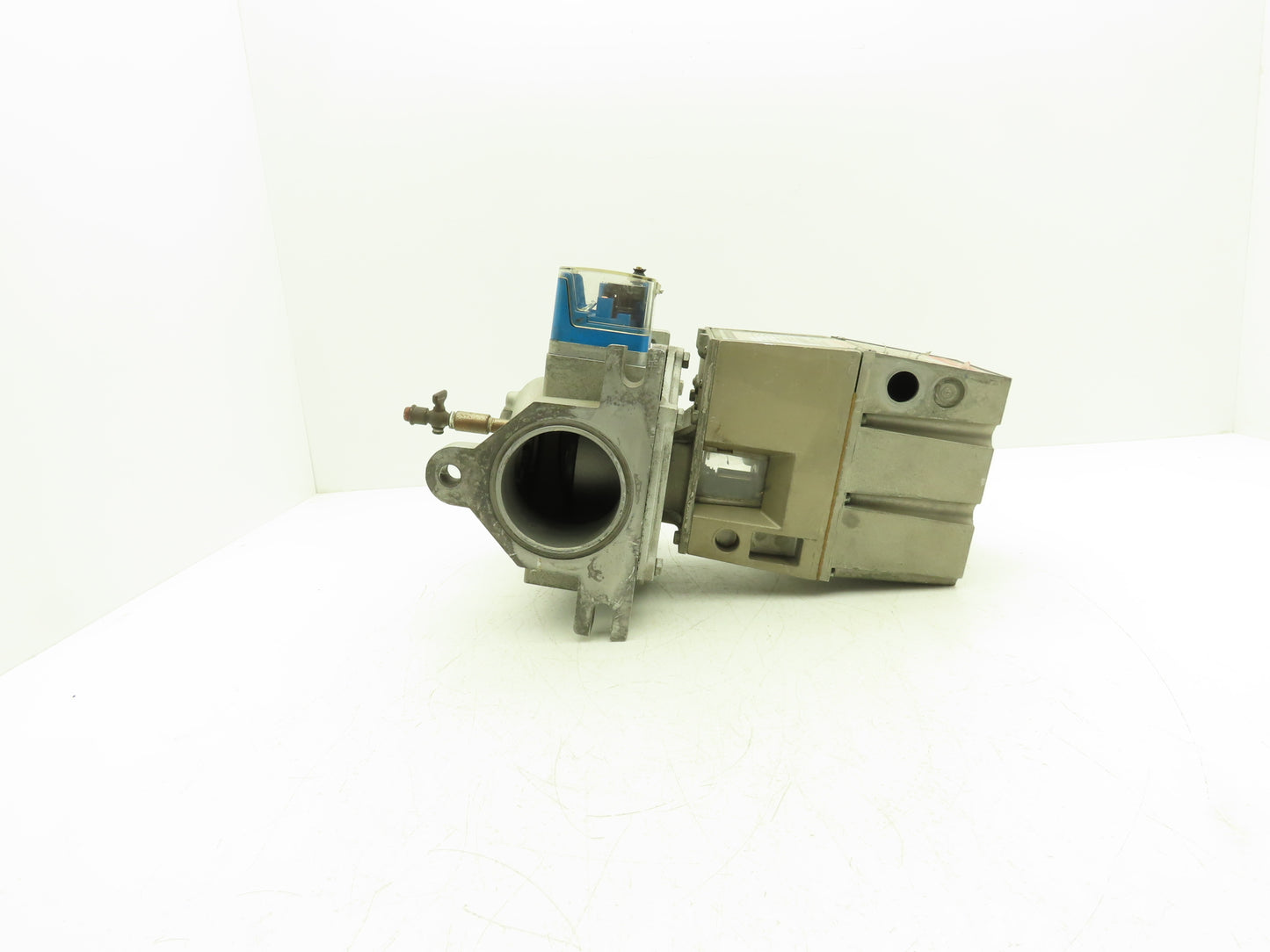 Honeywell V4055D 1035 Fluid Power Gas Valve 120V G-LP 110/120VAC 50/60Hz 3"