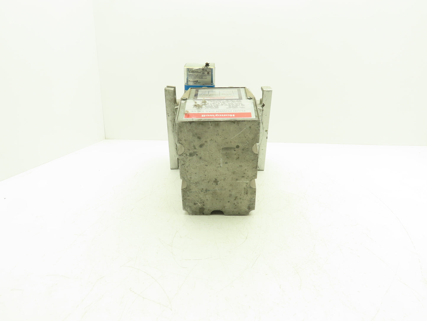 Honeywell V4055D 1035 Fluid Power Gas Valve 120V G-LP 110/120VAC 50/60Hz 3"