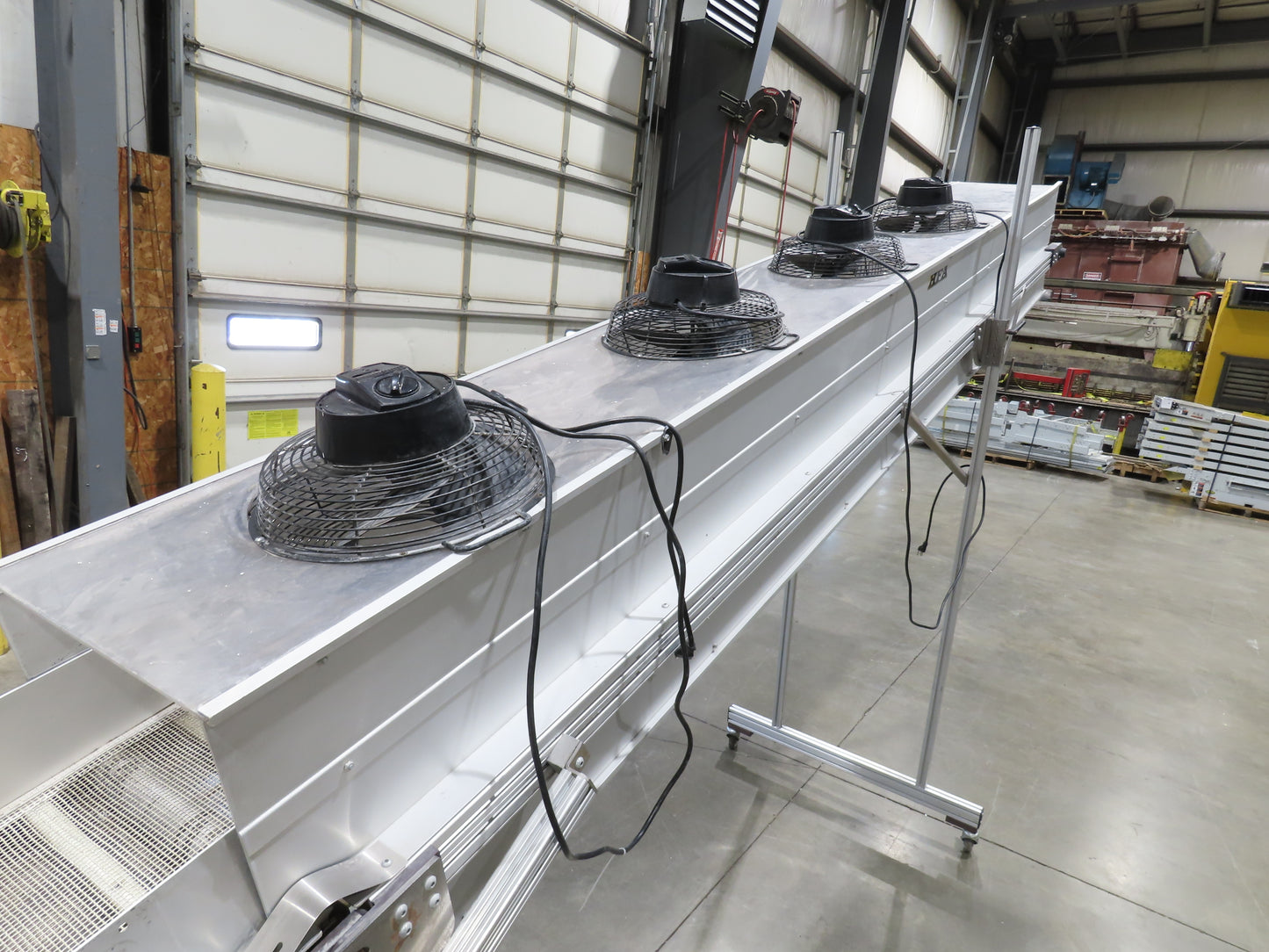 HFA 2200 Series 16"W x 17' 4" Incline Drying Conveyor 120V  *Torn Belt Bad Fans*