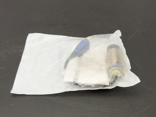 Telemecanique XS630B2PAL01M12 Inductive Proximity Switch 30MM Barrel