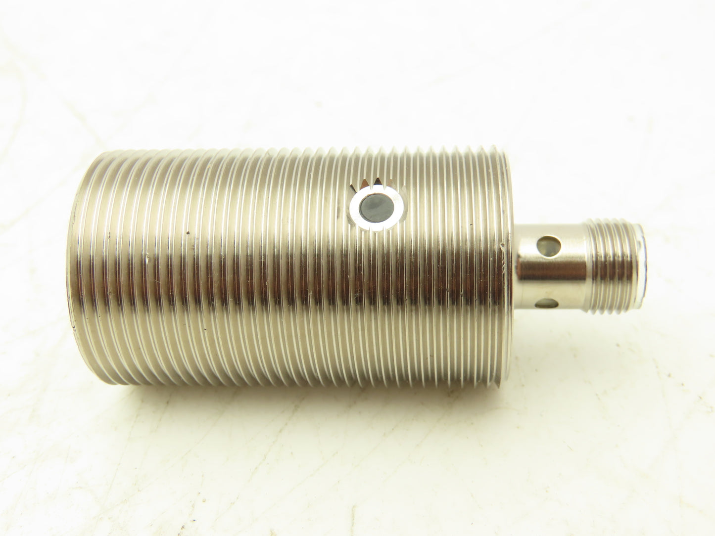 Allen Bradley 872C-M15NP30-D4 Inductive Proximity Switch 30MM Barrel 24VDC
