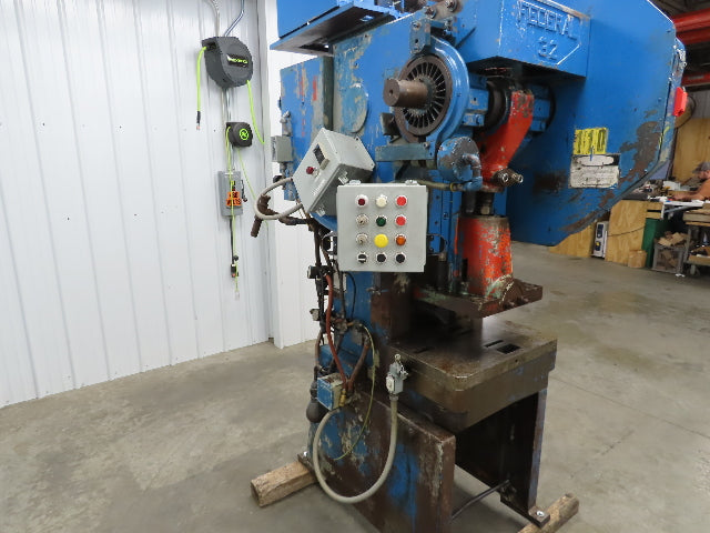 Federal Mechanical OBI Punch Press 32 Ton Air Brake Clutch 1-1/2" Stroke 7.5Hp