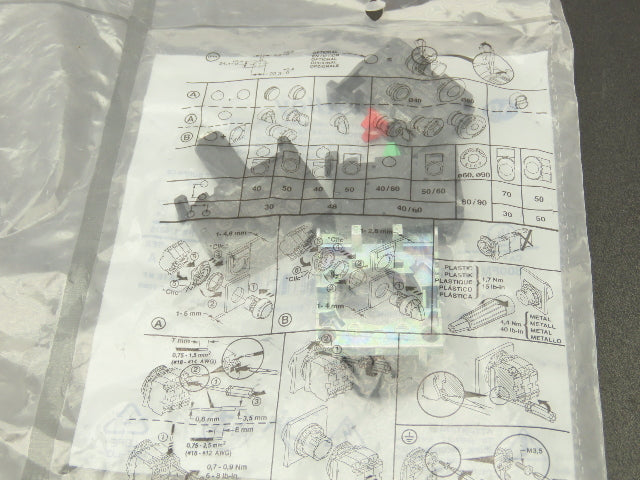 Allen Bradley Pushbutton Amber Orange Illuminated Momentary 2 NO 2NC 22mm